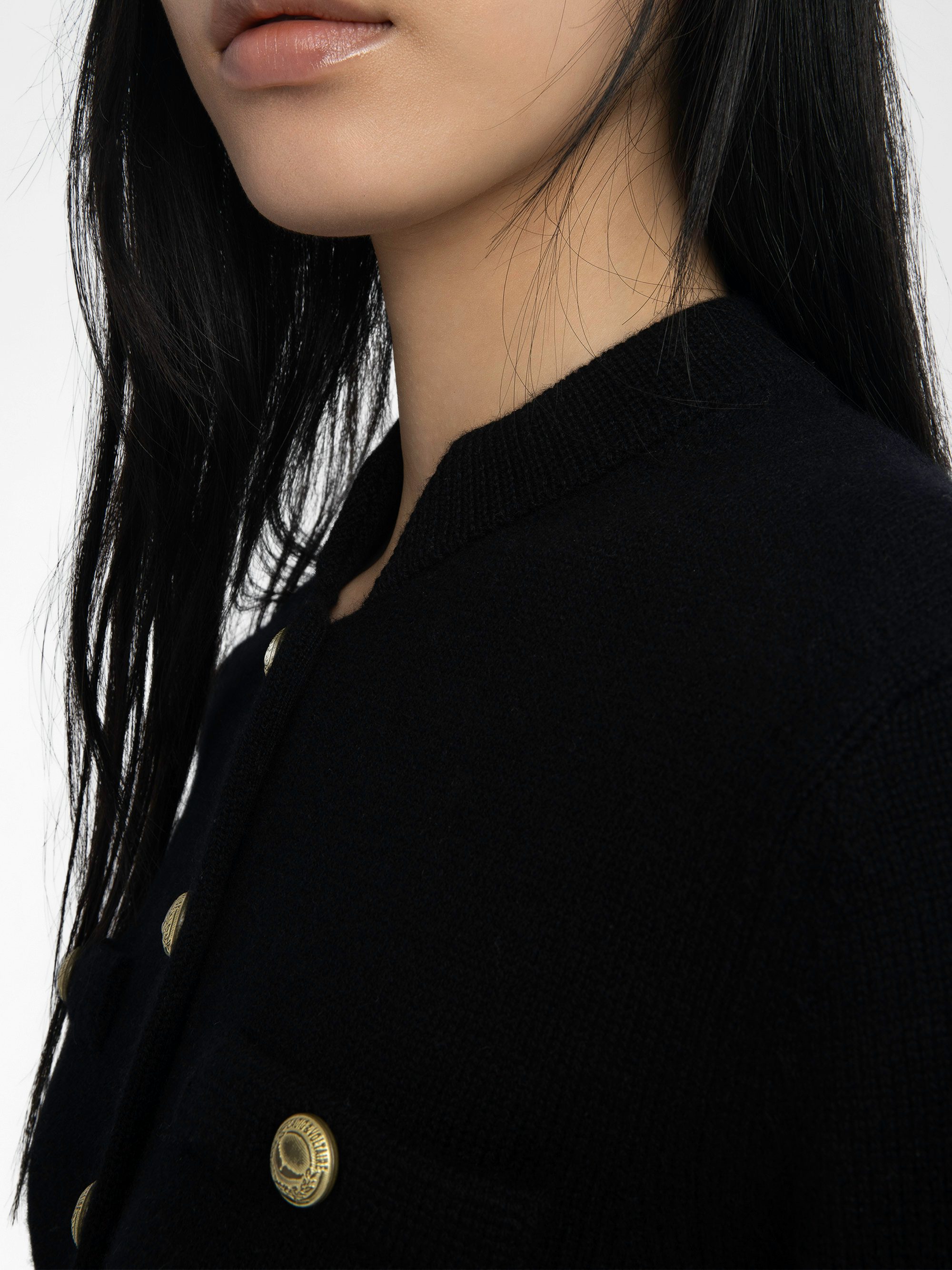 Cardigan Lucy - Buttoned cardigan jacket with patch pockets.